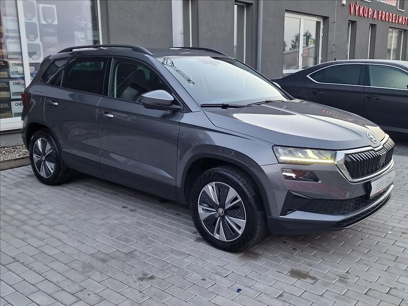 Škoda Karoq 2.0 TDI 110kW 4x4 DSG Style - fotka 2 z 50