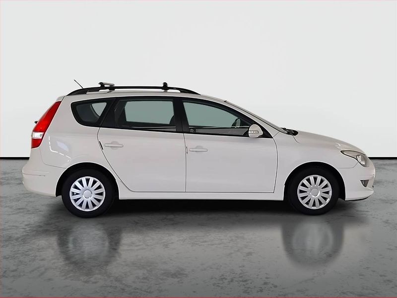 Hyundai i30 (2012) 1.6 CVVT, LPG, servisované - fotka 6 z 17