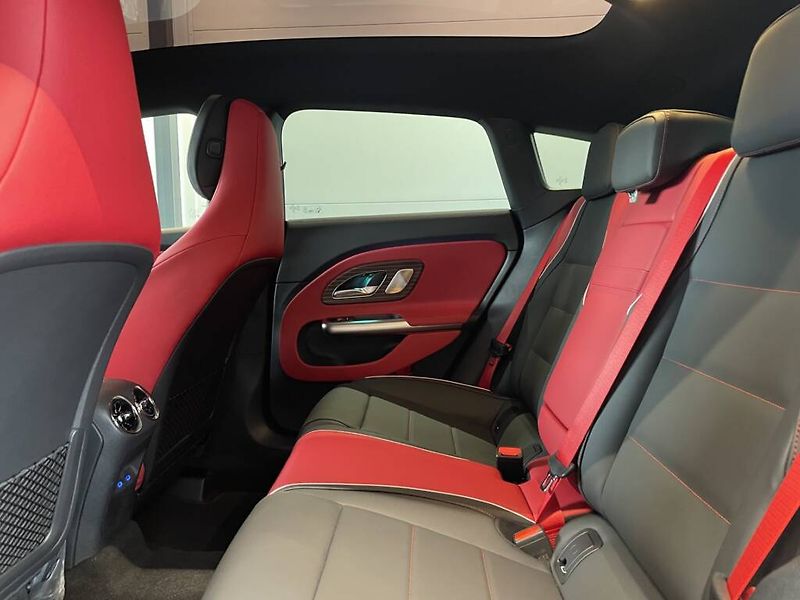 Mercedes-Benz CLA (2026) 200 Shooting Brake - fotka 4 z 10