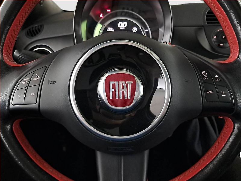 Fiat 500e (2014) 24 kWh, Automat, Tempomat - fotka 18 z 19