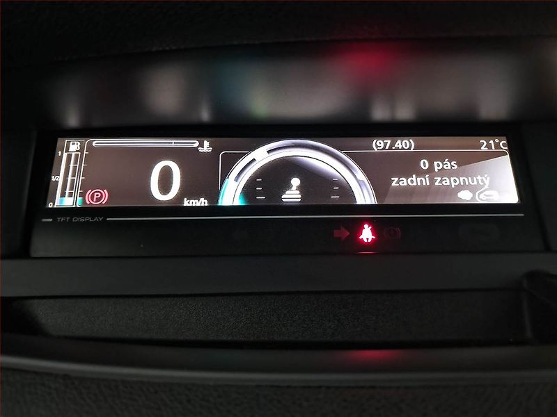 Renault Grand Scénic (2013) Bose 1.6 dCi, Navi, Tempomat - fotka 11 z 16