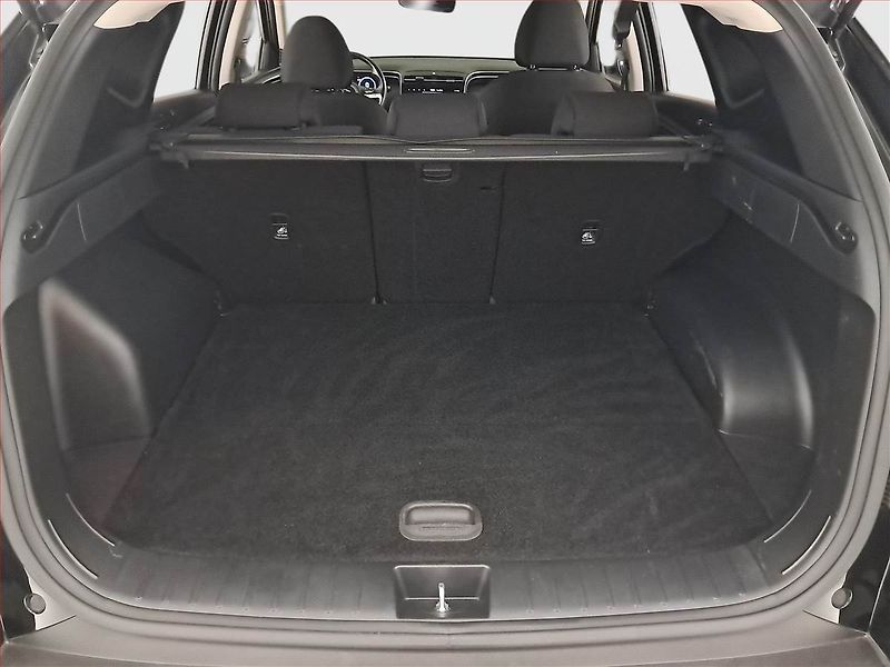 Hyundai Tucson (2023) Smart 1.6 T-GDI - fotka 14 z 16