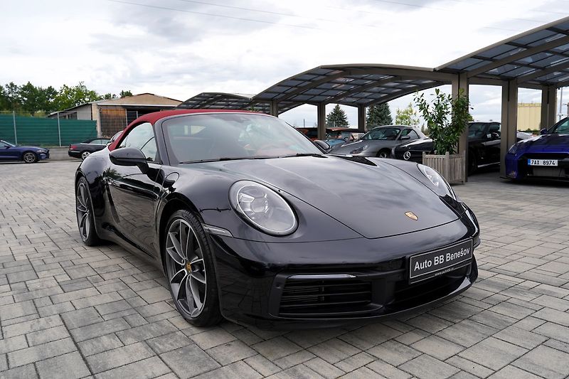 Porsche 911 Carrera 4/PDK/Sport chrono/21 - fotka 8 z 48
