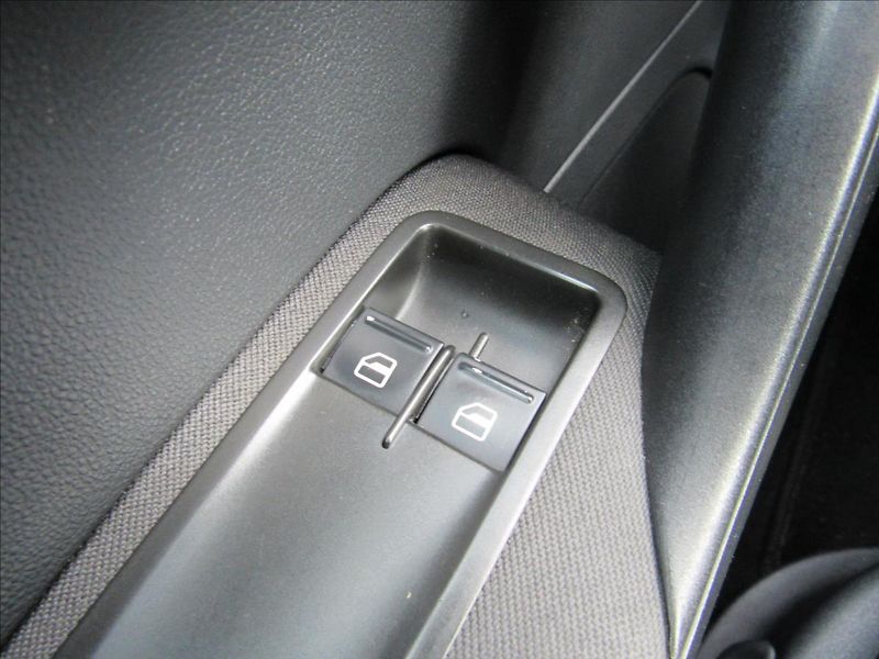 Volkswagen Polo 1,2 51kW Trend - fotka 22 z 27