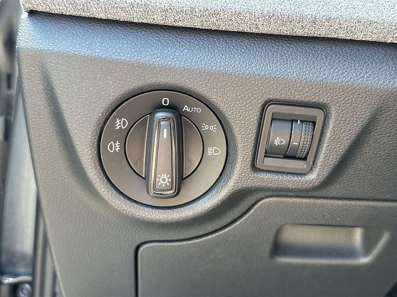 Škoda Scala (2025) 1.0 TSI Selection - fotka 12 z 31