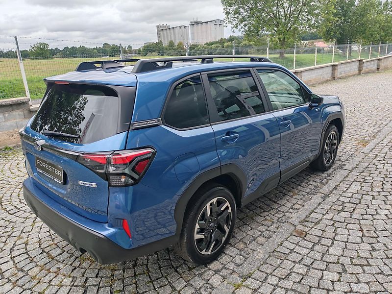 Subaru Forester (2025) 2.0 Comfort 4x4 - fotka 7 z 13