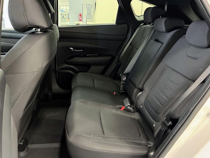Hyundai Tucson 1,6 T-GDi 110kW GO CZECH + - fotka 16 z 18