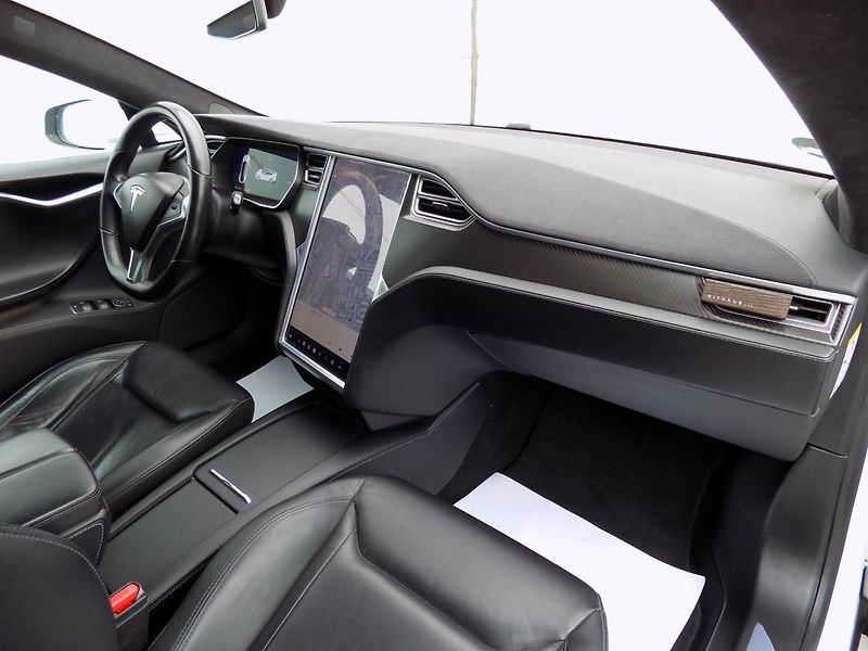 Tesla Model S (2016) P90D-780PS Nabíjení zdarma - fotka 18 z 50