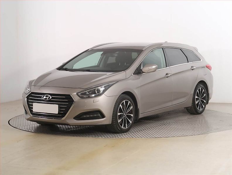 Hyundai i40 (2017) 1.7 CRDi, Serv.kniha, Navi - fotka 2 z 20