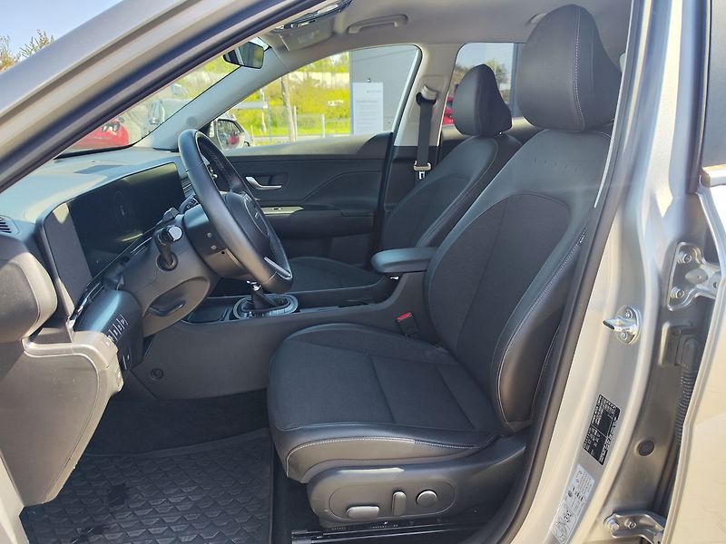 Hyundai Kona 1.6 T-GDi/145kW Style - fotka 16 z 37