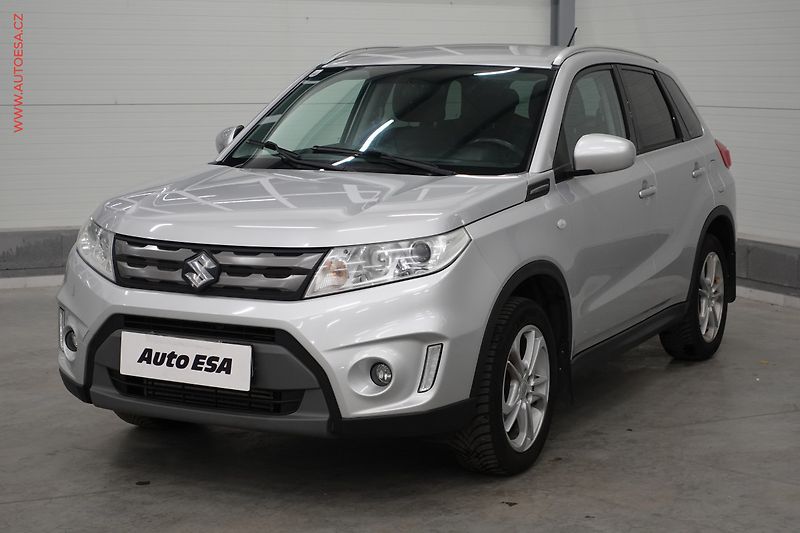 Suzuki Vitara (2016) 1.6 DDiS 4x4, AC, TZ, navi - fotka 3 z 25