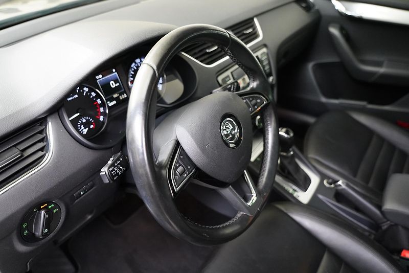Škoda Octavia - fotka 14 z 27
