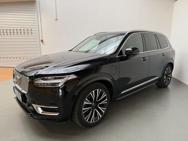 Volvo XC90 T8 AWD Recharge Ultimate Brigh - fotka 2 z 18
