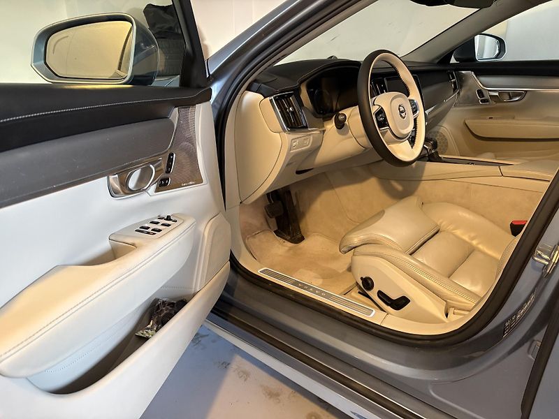 Volvo S90 (2016) Volvo S90 D5  - fotka 9 z 15