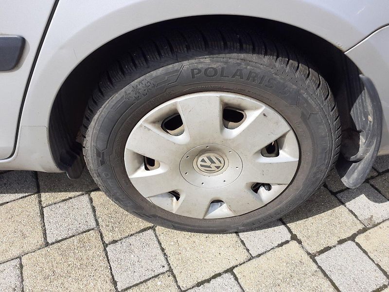 Škoda Fabia (2008) 1.2 HTP LPG - fotka 18 z 36