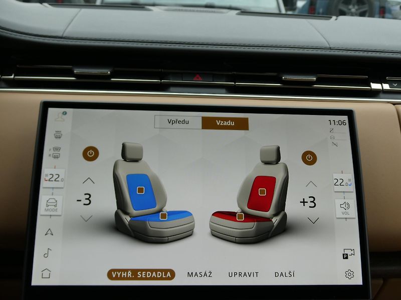 Land Rover Range Rover 4,4 Autobiography P530 - fotka 32 z 44