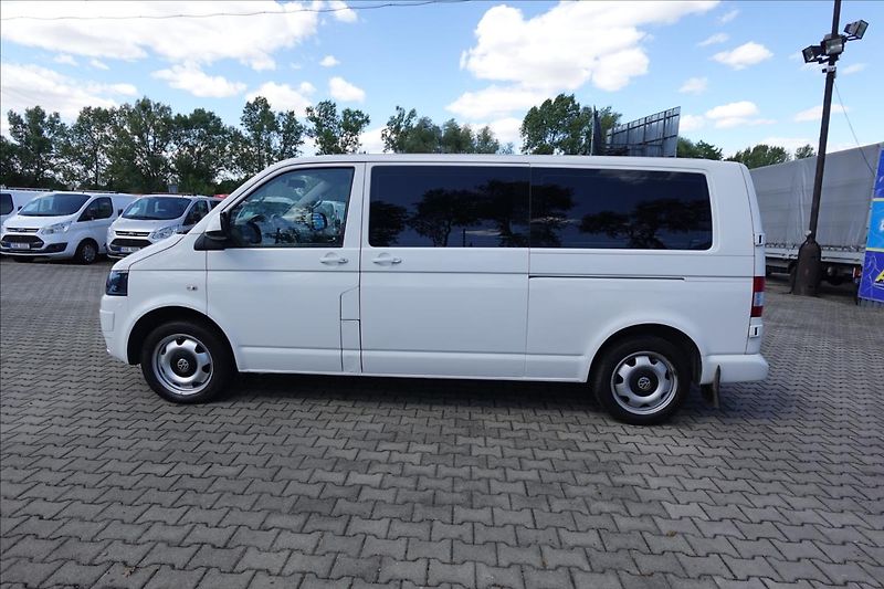 Volkswagen Caravelle 2,0 TDi  L2H1 8MÍST KLIMA - fotka 3 z 37