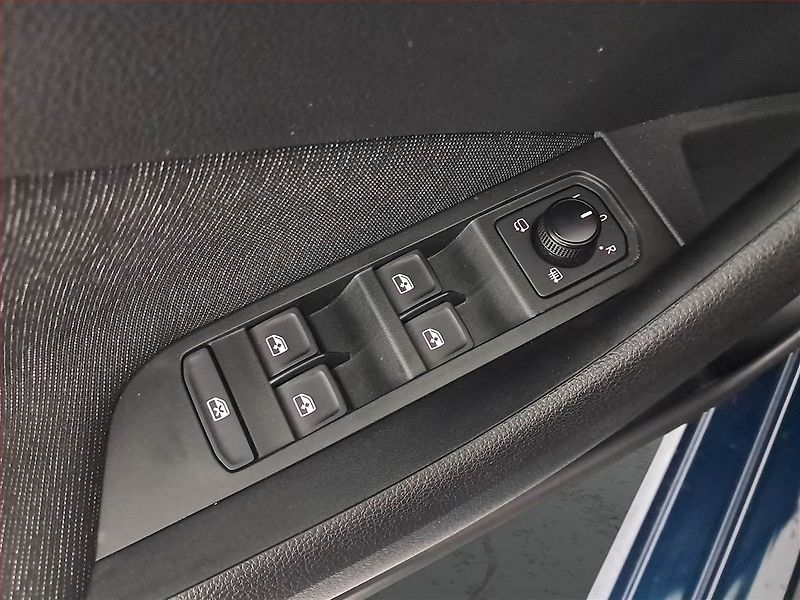 Škoda Kamiq (2021) Style Plus 1.0 TSI, Serv.kniha - fotka 23 z 23