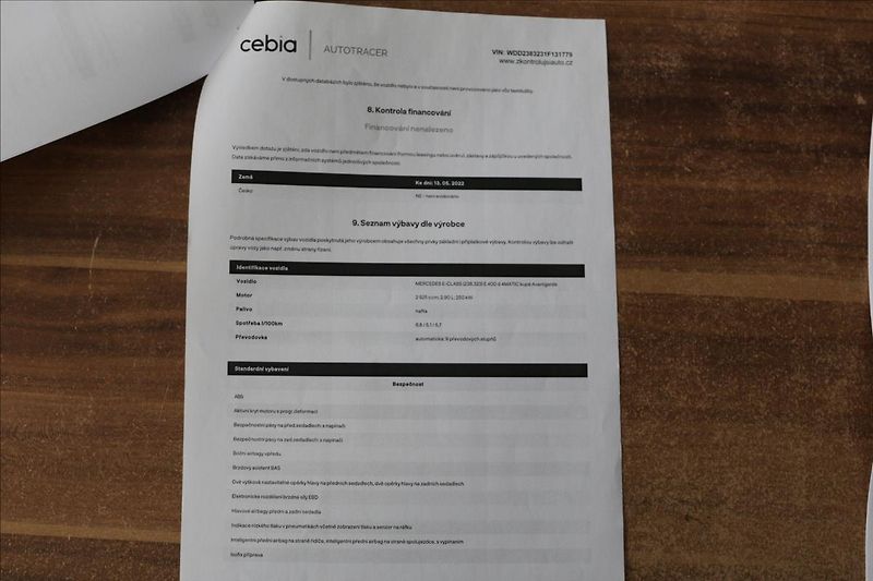 Mercedes-Benz Třídy E 4 MATIC 1.maj ČR DPH,59TKM - fotka 53 z 53