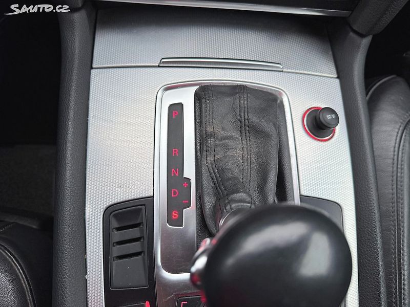 Audi Q7 3,0 TDI V6 QUATTRO - fotka 18 z 38