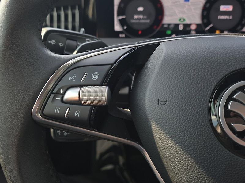 Škoda Superb (2024) L&K 2.0 TDi DSG 110kw, tov. zá - fotka 15 z 30