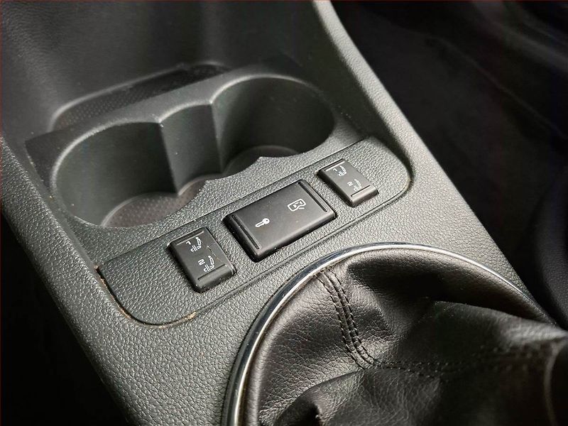 Škoda Fabia (2012) 1.2 TSI, Tempomat - fotka 16 z 16