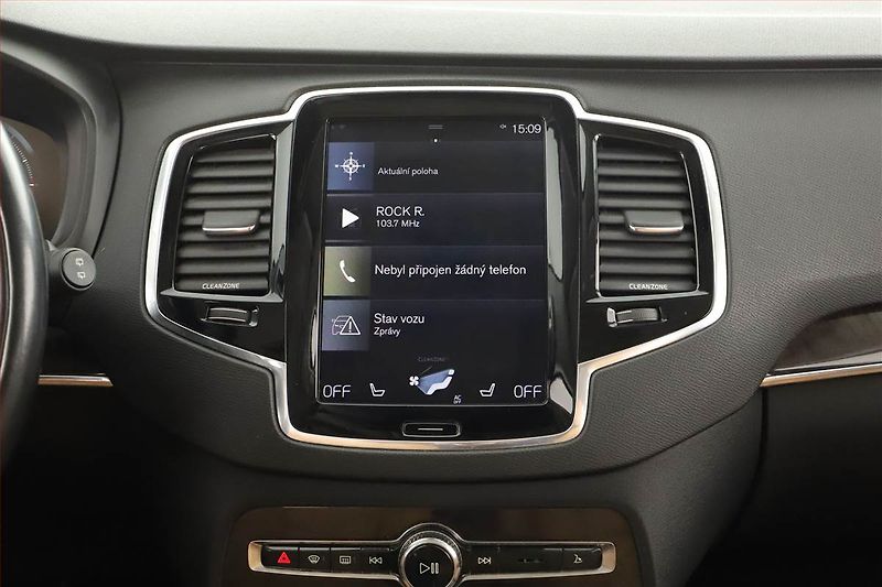 Volvo XC90 (2015) D5 AWD, 4X4, Automat, 7 míst - fotka 12 z 20