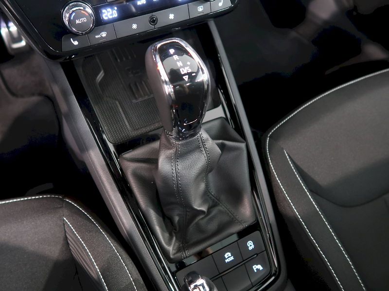 Škoda Kamiq (2026) MONTE CARLO 1.5TSI 110KW DSG P - fotka 31 z 38