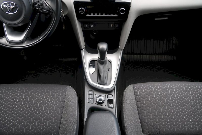 Toyota Yaris Cross (2023) Comfort 1,5 /92 kW - fotka 6 z 26