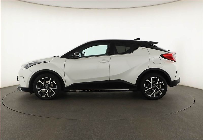 Toyota C-HR (2017) 1.2 Turbo, Automat, Navi - fotka 3 z 16