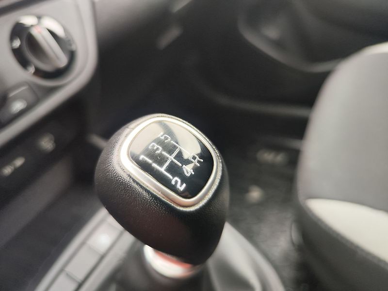 Hyundai i10 1.0i/49kW Comfort Club - fotka 16 z 24