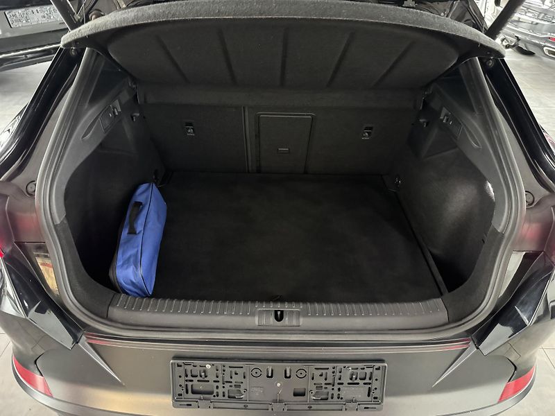 Cupra Formentor (2023) 2,5TSIF VZ5 DSG 4x4  - fotka 19 z 37