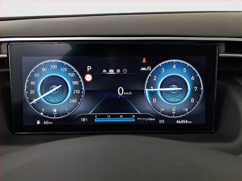 Hyundai Tucson (2023) 1.6 T-GDI 48V MHEV - fotka 11 z 19