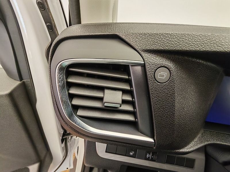 Toyota ProAce Verso 2.0L Diesel 9S Business L2 - fotka 21 z 34