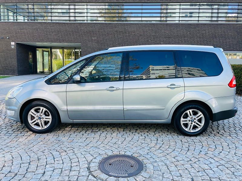 Ford Galaxy 2.0TDCi MANUÁL 7 MÍST VÝHŘEV - fotka 18 z 49
