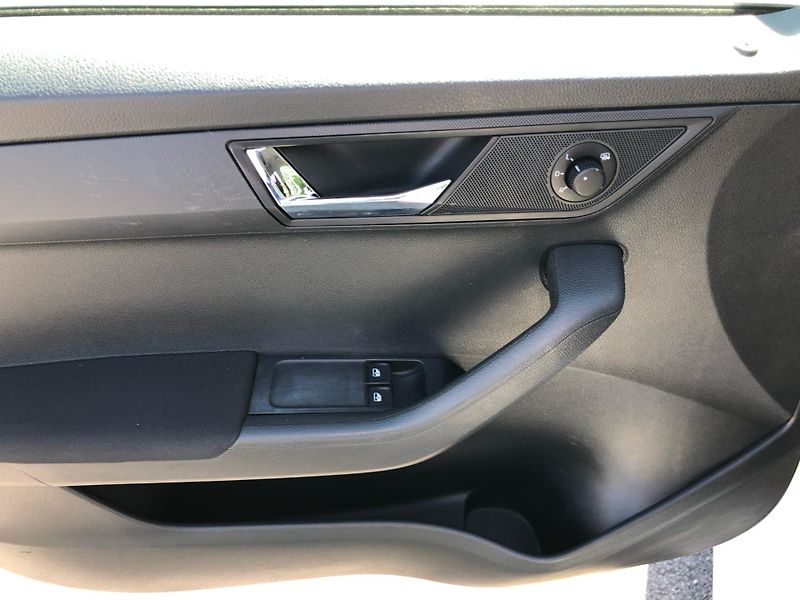 Škoda Fabia COMBI 1.2 TSi AMBITION - fotka 15 z 26