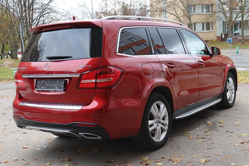 Mercedes-Benz GLS 350D 4MATIC AMG PAKET 190kW - fotka 11 z 50