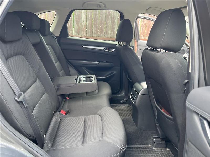 Mazda CX-5 2,2 - fotka 20 z 31