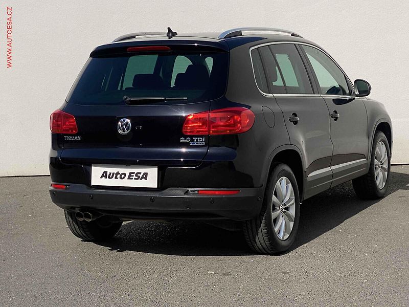 Volkswagen Tiguan (2012) 2.0 TDi, Bixen, TZ, navi - fotka 4 z 18