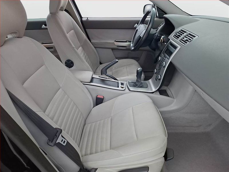 Volvo S40 (2009) 2.0 D, Tempomat - fotka 9 z 14