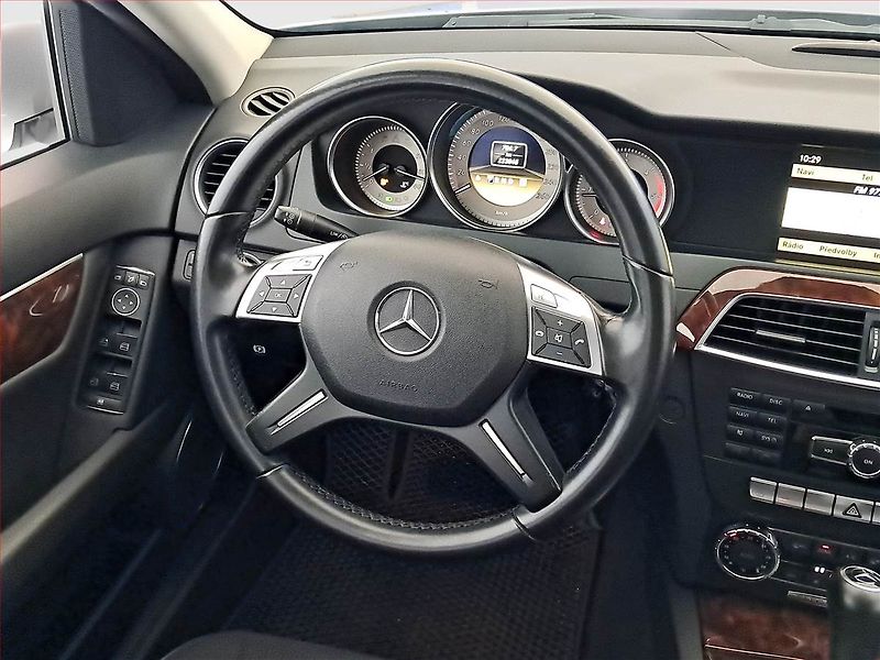 Mercedes-Benz Třídy C (2011) Elegance C 220 CDI, Automat - fotka 16 z 19