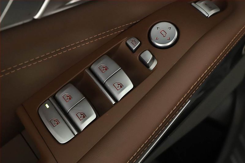 BMW X7 (2022) xDrive40d - fotka 27 z 30