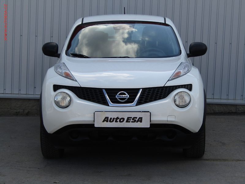 Nissan Juke (2010) 1.6i, ČR, AC - fotka 2 z 14