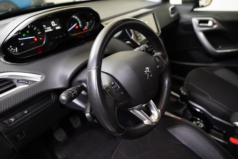 Peugeot 2008 - fotka 13 z 32