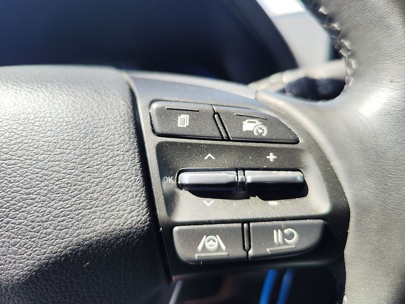 Hyundai i30 1.0 T-GDi/74kW Smart Climate - fotka 23 z 31