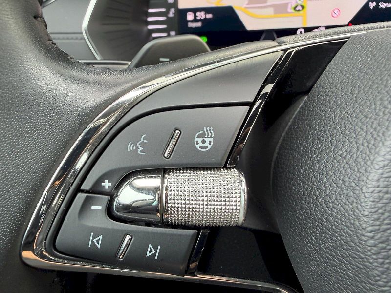 Škoda Octavia (2023) Combi 2.0 TDI 110kW DSG Tour - fotka 11 z 35