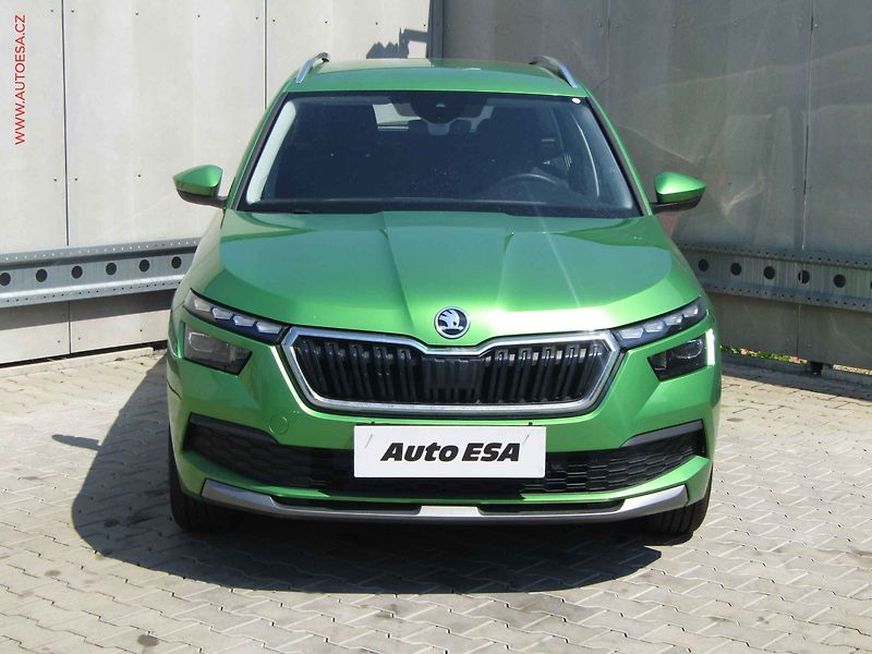 Škoda Kamiq (2020) 1.0 TSi, ČR, Style, STK3/28 - fotka 2 z 19