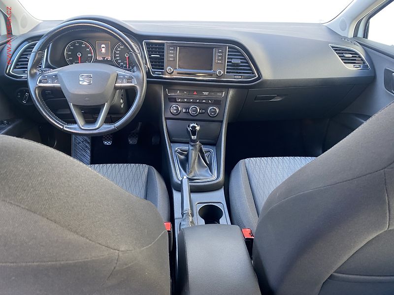 Seat Leon (2013) 1.4 TSi, Style, navi - fotka 9 z 15