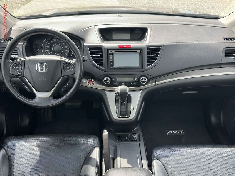 Honda CR-V (2014) 2.2 4x4, 2.maj,ČR, AT, STK7 - fotka 8 z 24
