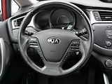 Kia Ceed (2017) 1.6 GDi, 2.maj,ČR, AC, park - náhled 12
